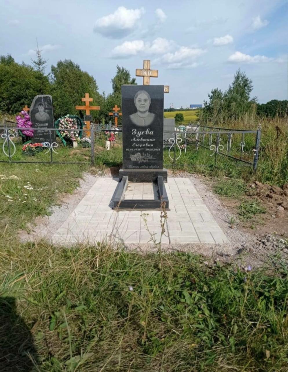 памятник, памятник габбро, памятники и надгробия, памятники на могилу, надгробные памятники