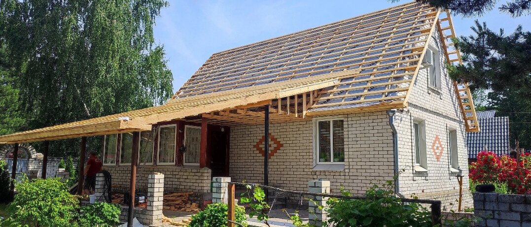 крыши, стропильные системы крыш, двускатная кровля металлочерепица, фронтон крыши, крыша двухскатная металлочерепица