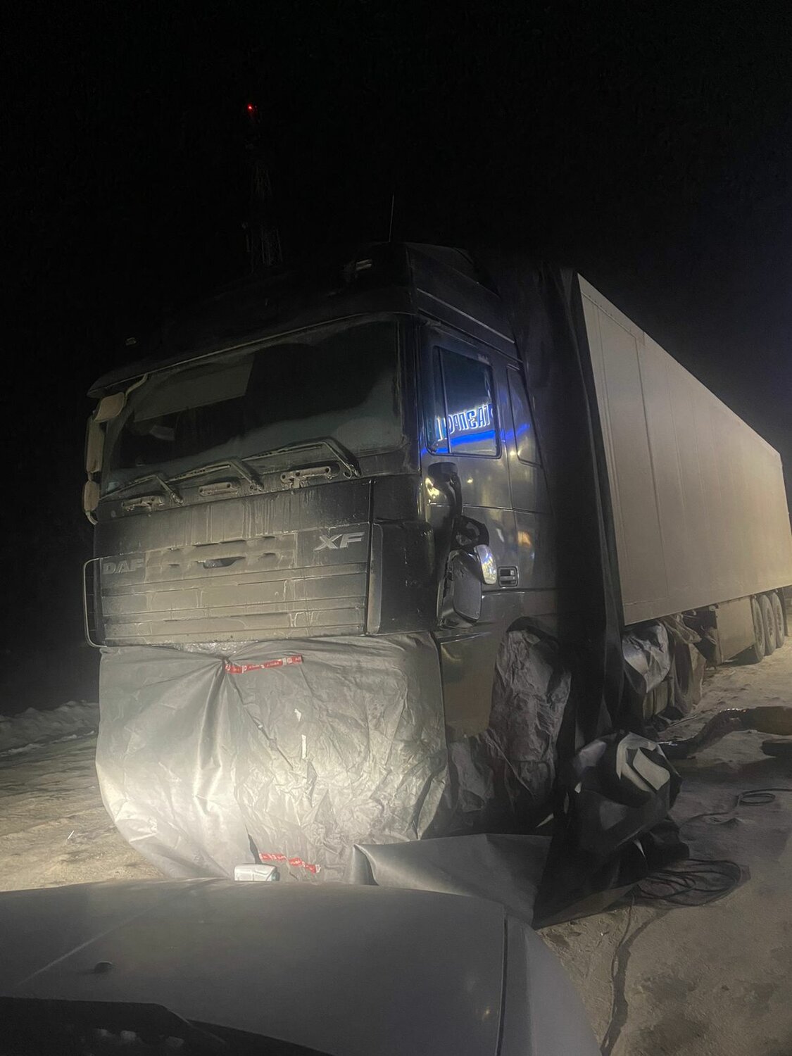 дтп с фурой, грузовик, фура авария, авария в тульской области на трассе м4, авария башкирия фура