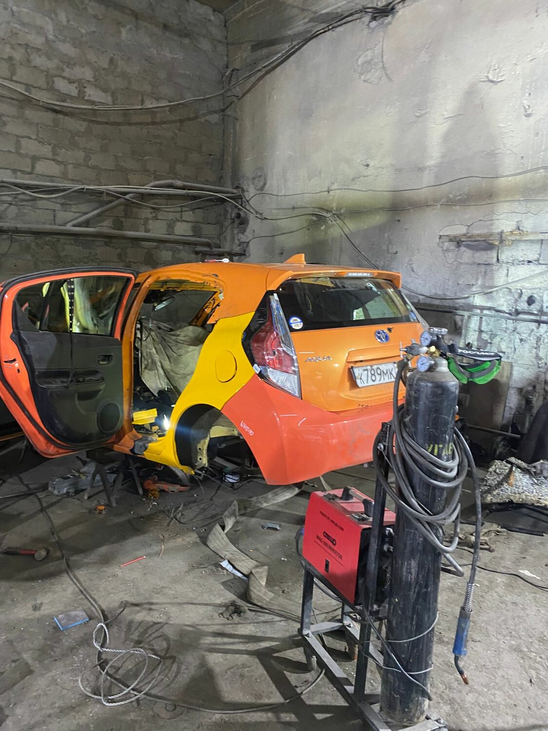 toyota prius c, toyota prius c 2013, toyota prius 2014, toyota prius 2017, toyota prius c 2012
