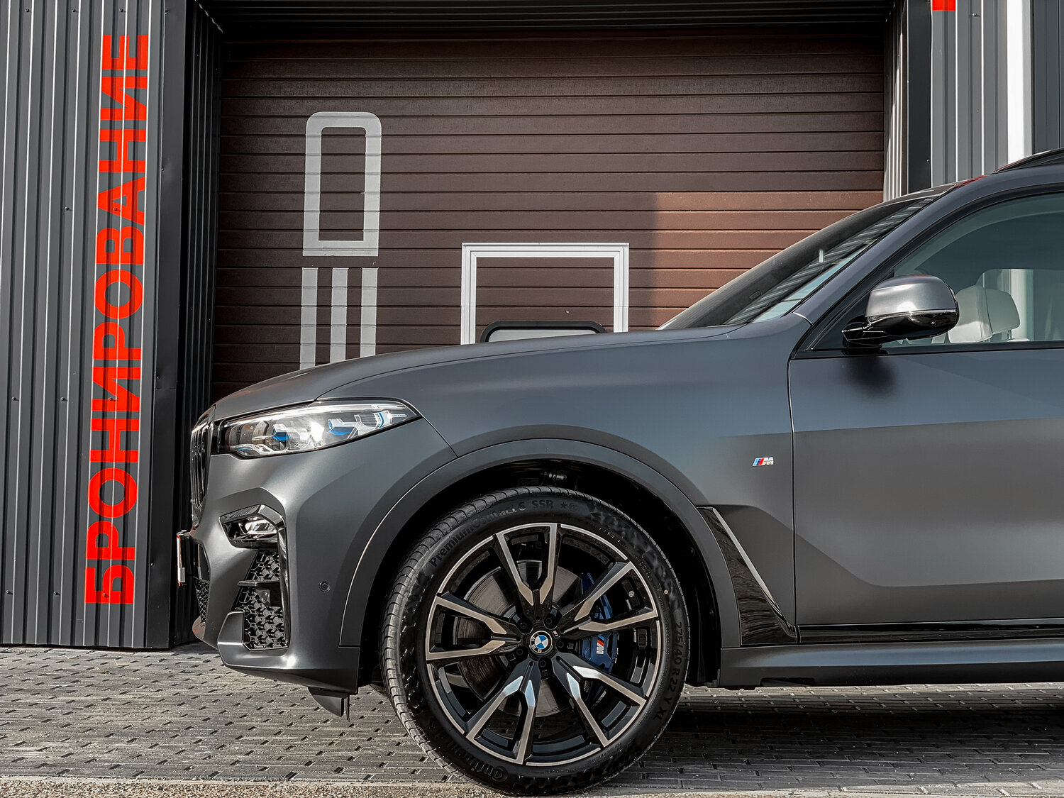 автомобиль, порше кайен нардо грей, bmw x5 f15 черный матовый, vorsteiner audi q5 черная, BMW X6 II (F16)
