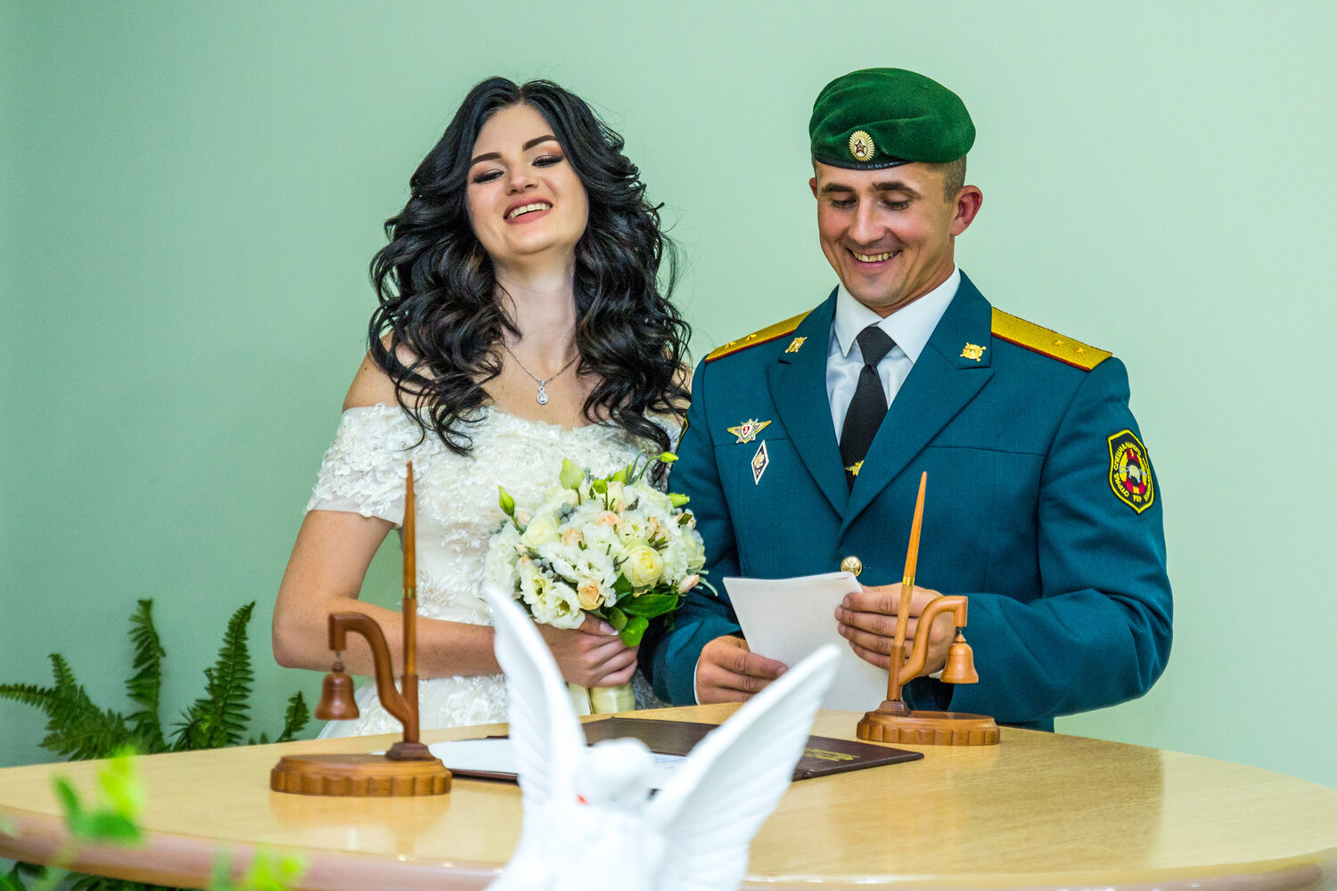 молодожены, офицер, свадьба в форме мчс, свадьба, военнослужащий