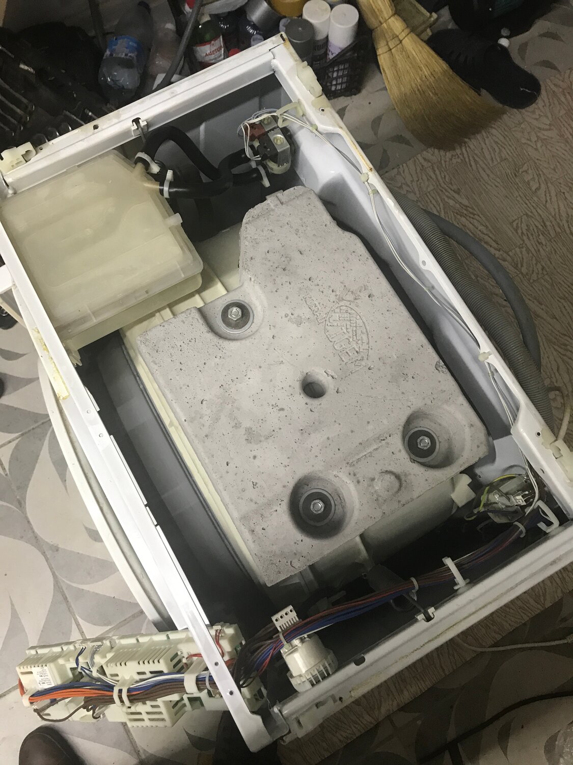 стиральная машина, корпус стир машинки, стиральная машинка indesit без крышки, стиральная машина без крышки, разборка стиральной машины