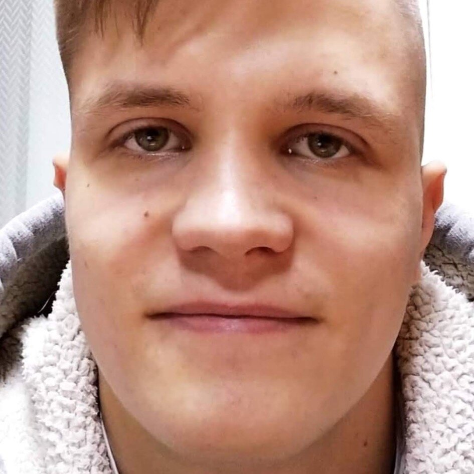 Артур Салахов