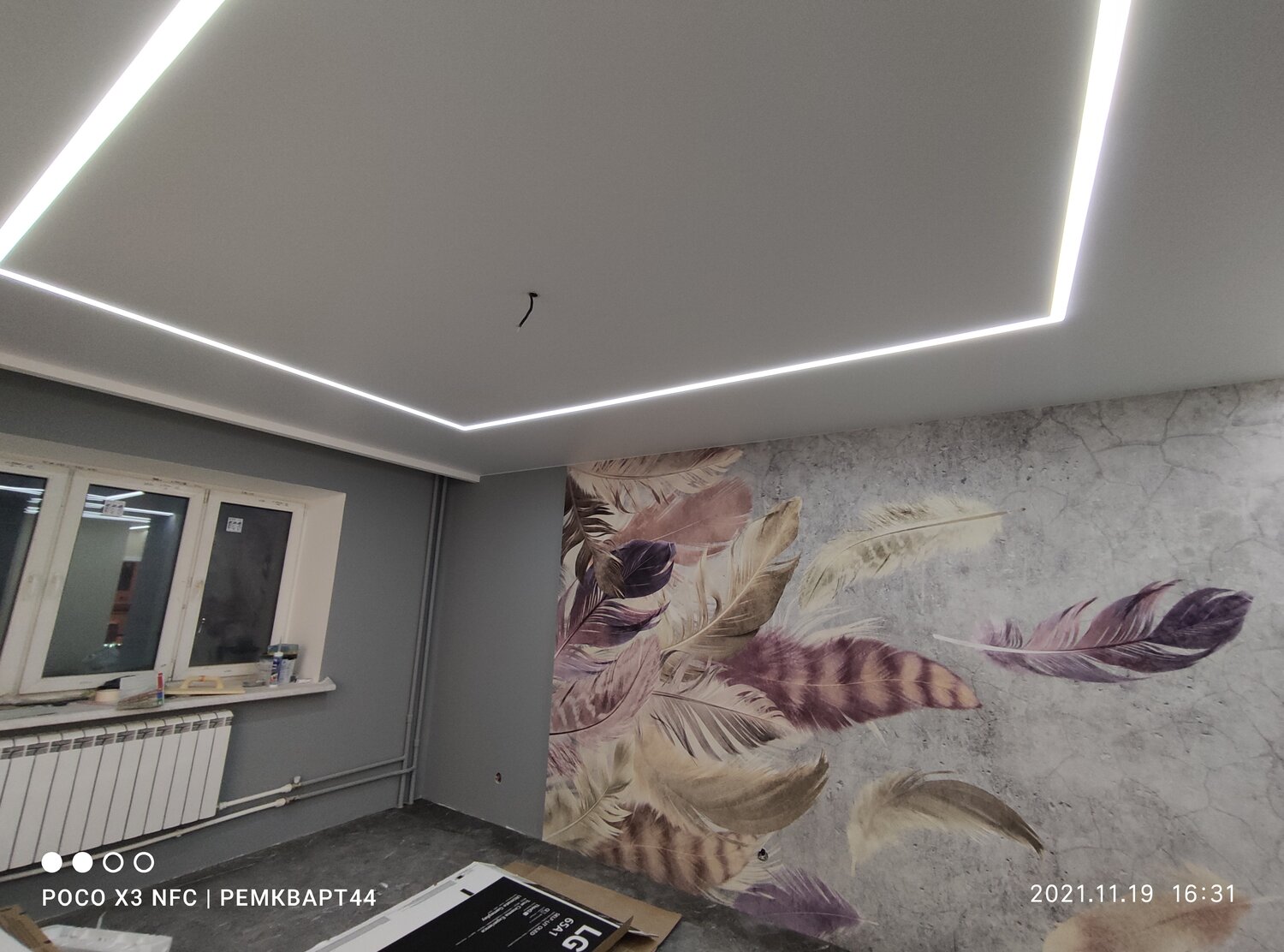 световые линии slott для натяжных потолков, потолок, потолок световые линии, потолок натяжной, дизайн потолков