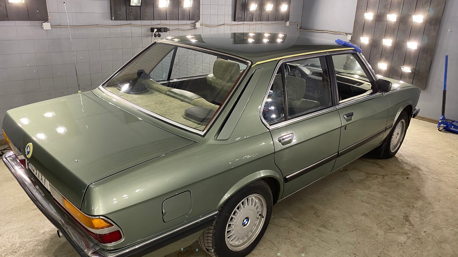 audi 100 1977, ауди 100 1979, ford granada 1984, бмв 520 1979, BMW 5er II (E28)