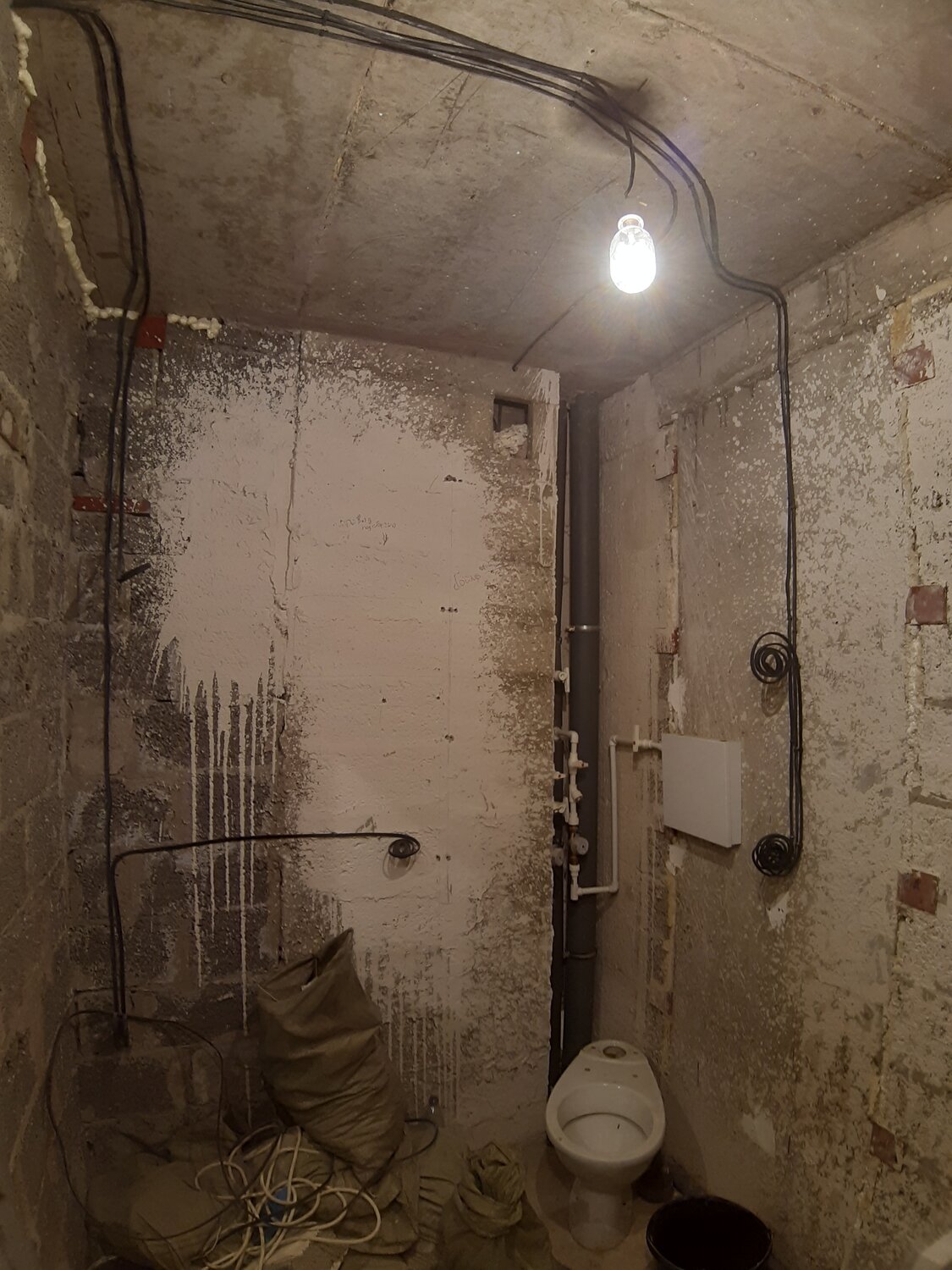 черновая отделка санузла, санузел, туалет в хрущевке, душевая комната, сантехкабина