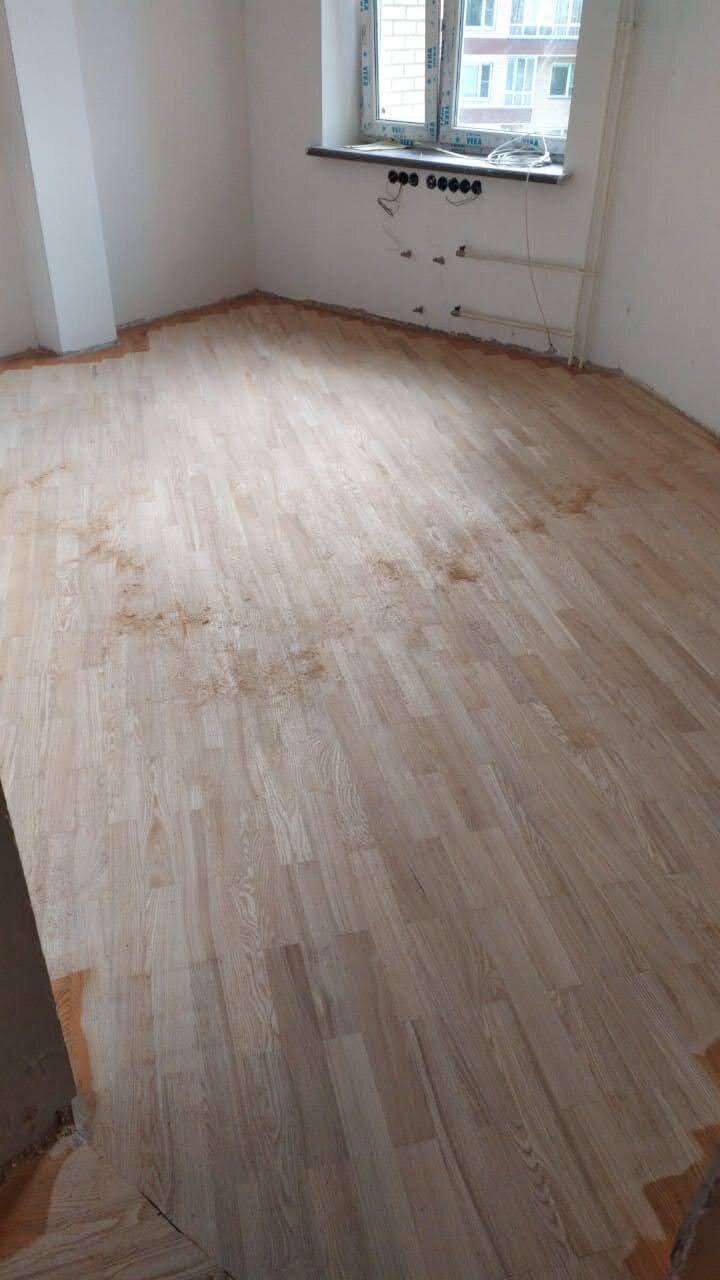 укладка ламината, укладка ламината по диагонали, укладка ламината в частном доме, укладка паркетной доски, паркетная доска