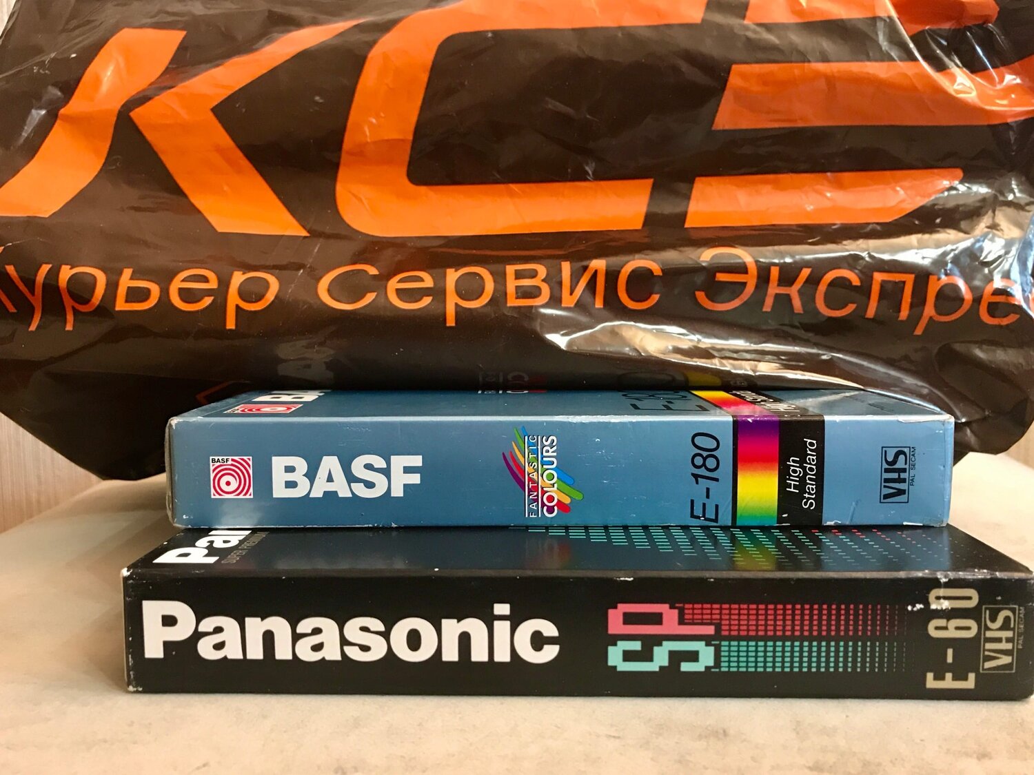 basf кассеты vhs, коллекционные кассеты basf, видеокассеты vhs басф, видеокассеты vhs сони чистые, видеокассеты тв