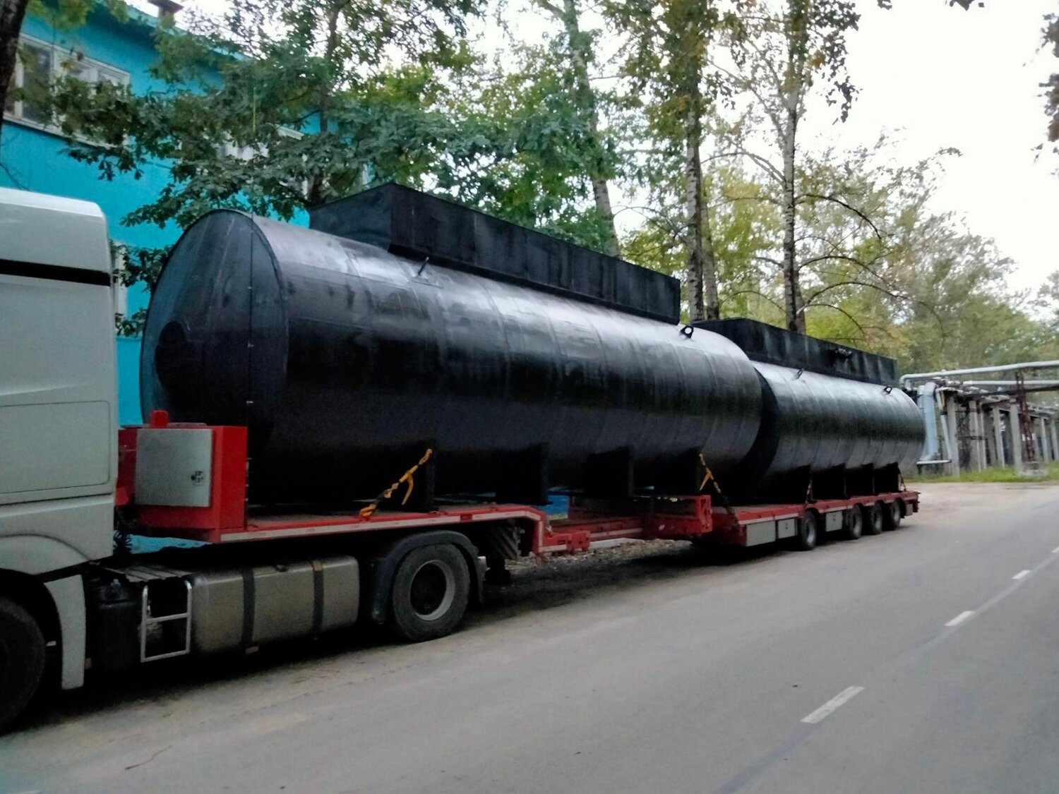 полуприцеп битумовоз, krone полуприцеп цистерна, полуприцеп цистерна, полуприцеп-цистерна 914921, полуприцепы-цистерны 32 м. куб. stokota