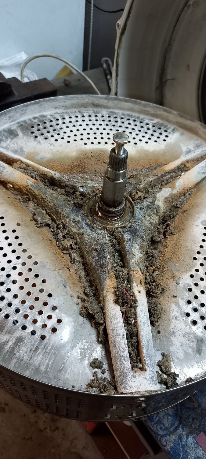 стиральная машина, барабан стиральной машины, ржавая крестовины стиральной машины, крестовина барабана стиральной машины, крестовина стиральной машины