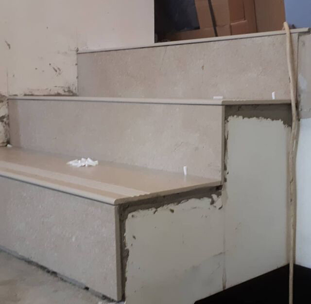 Облицовка лестничного полотна