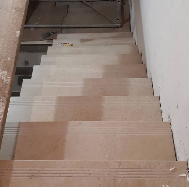 Облицовка лестничного полотна