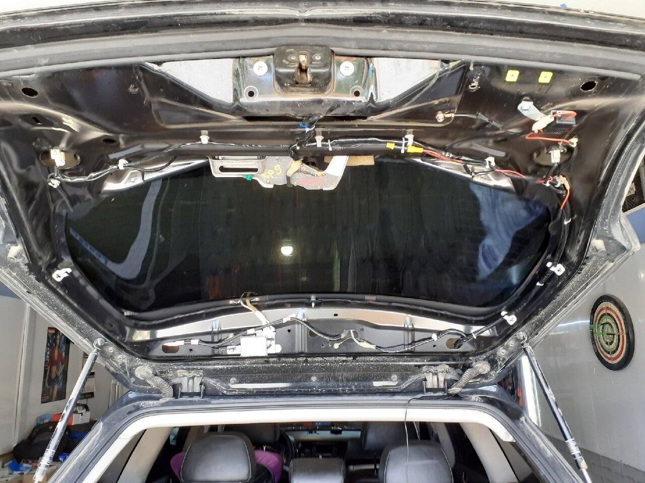 задняя дверь audi a6 allroad, утеплитель капота шумоизоляция 658404860r lada largus, крепление крышки багажника ваз 2111, шумоизоляция авто, шумоизоляция автомобиля
