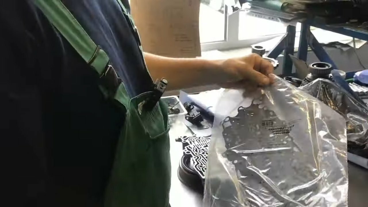 клапан для резиновой лодки, оклейка авто, оклейка автомобиля, замена клапана на пвх лодке, пленка для оклейки авто