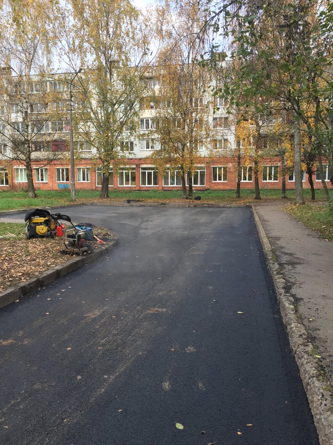 двор, асфальтирование, дворовая территория, улица, благоустроенный двор