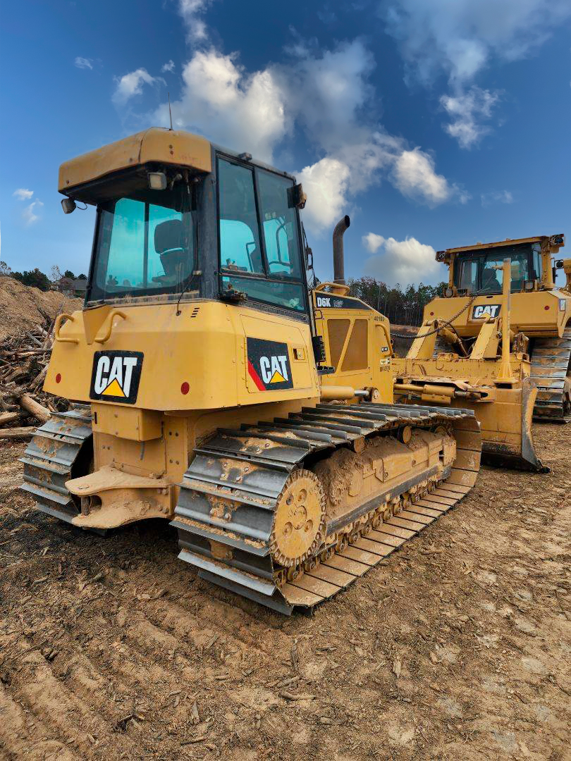 бульдозер caterpillar, бульдозер cat d3, катерпиллер бульдозер, гусеничный бульдозер, бульдозер cat