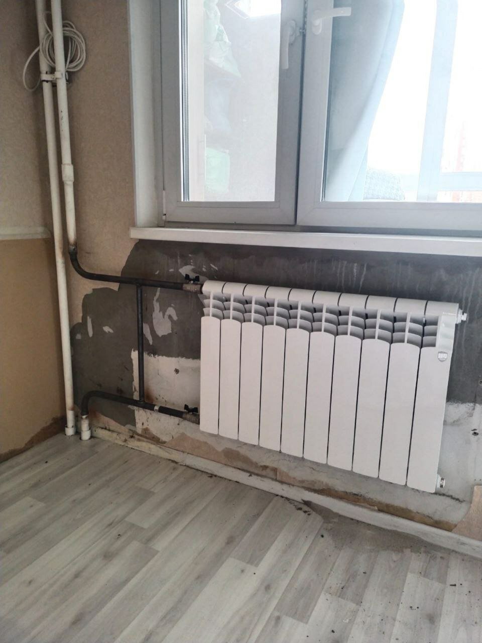 Врезка крана в стояк