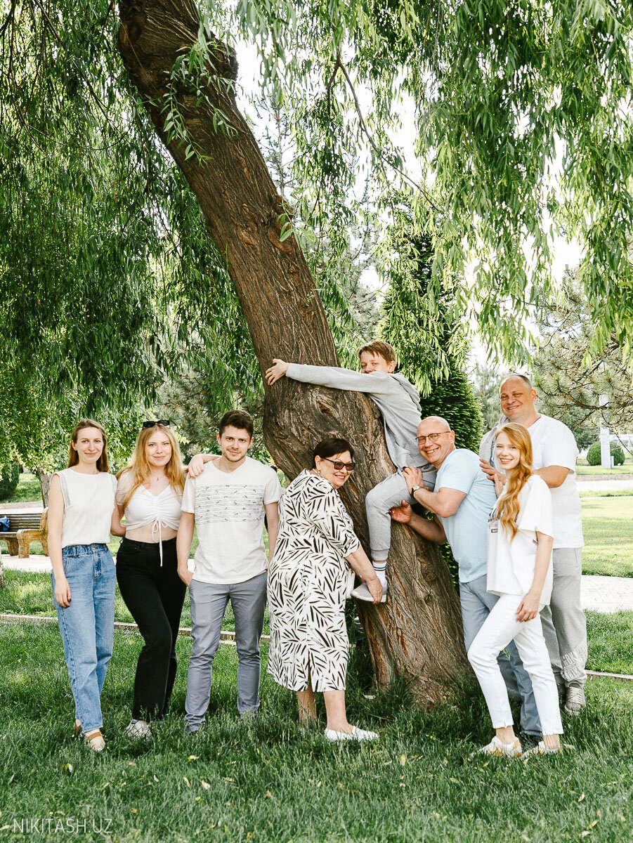 девушка, фотосессия большой семьи, фотосессия семейная, семейная, фотосессия семьи