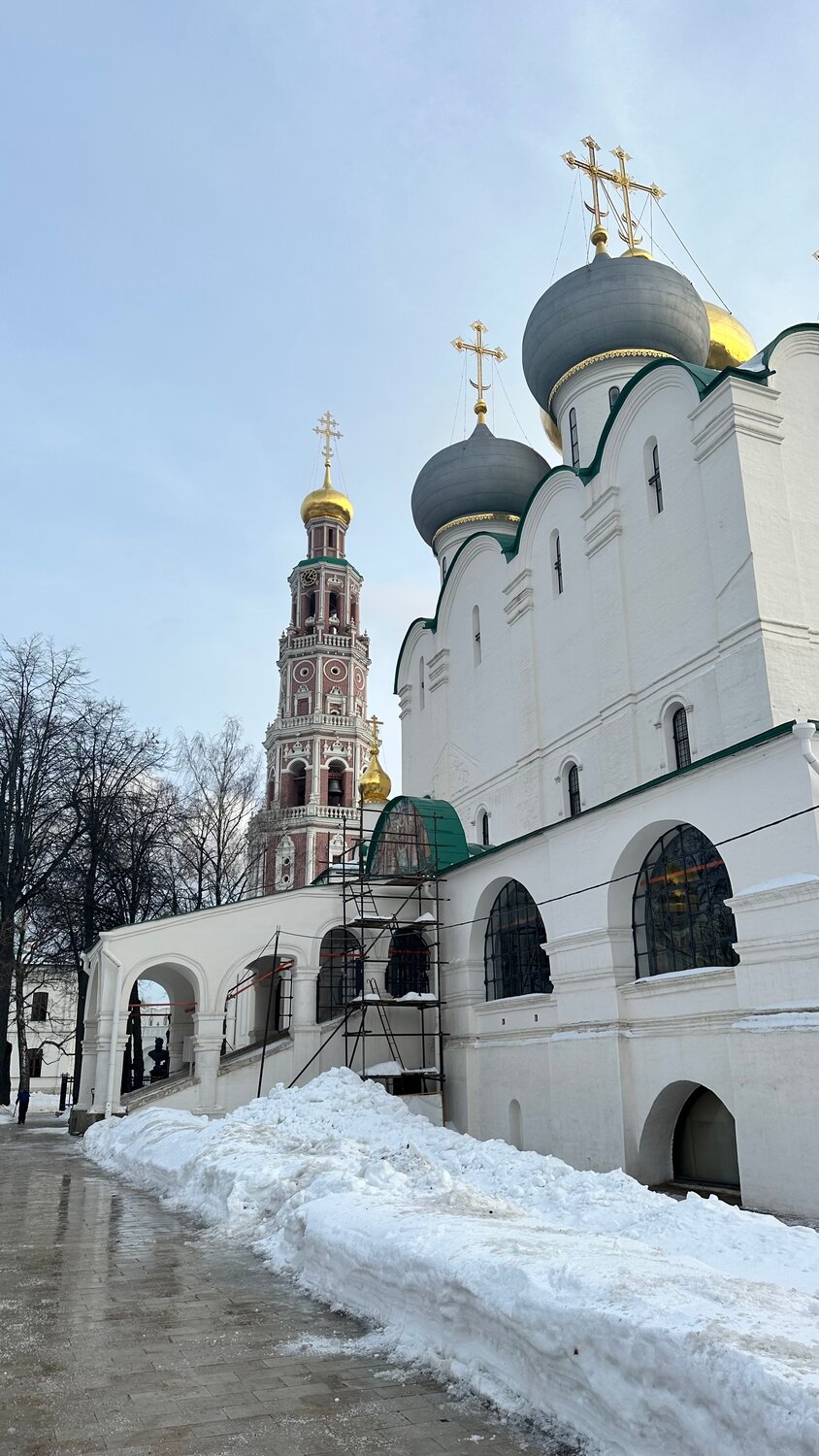 смоленский собор новодевичьего монастыря, москва новодевичий монастырь, успенский собор новодевичьего монастыря, новодевичий монастырь церковь преображения господня, московский богородице-смоленский новодевичий женский монастырь