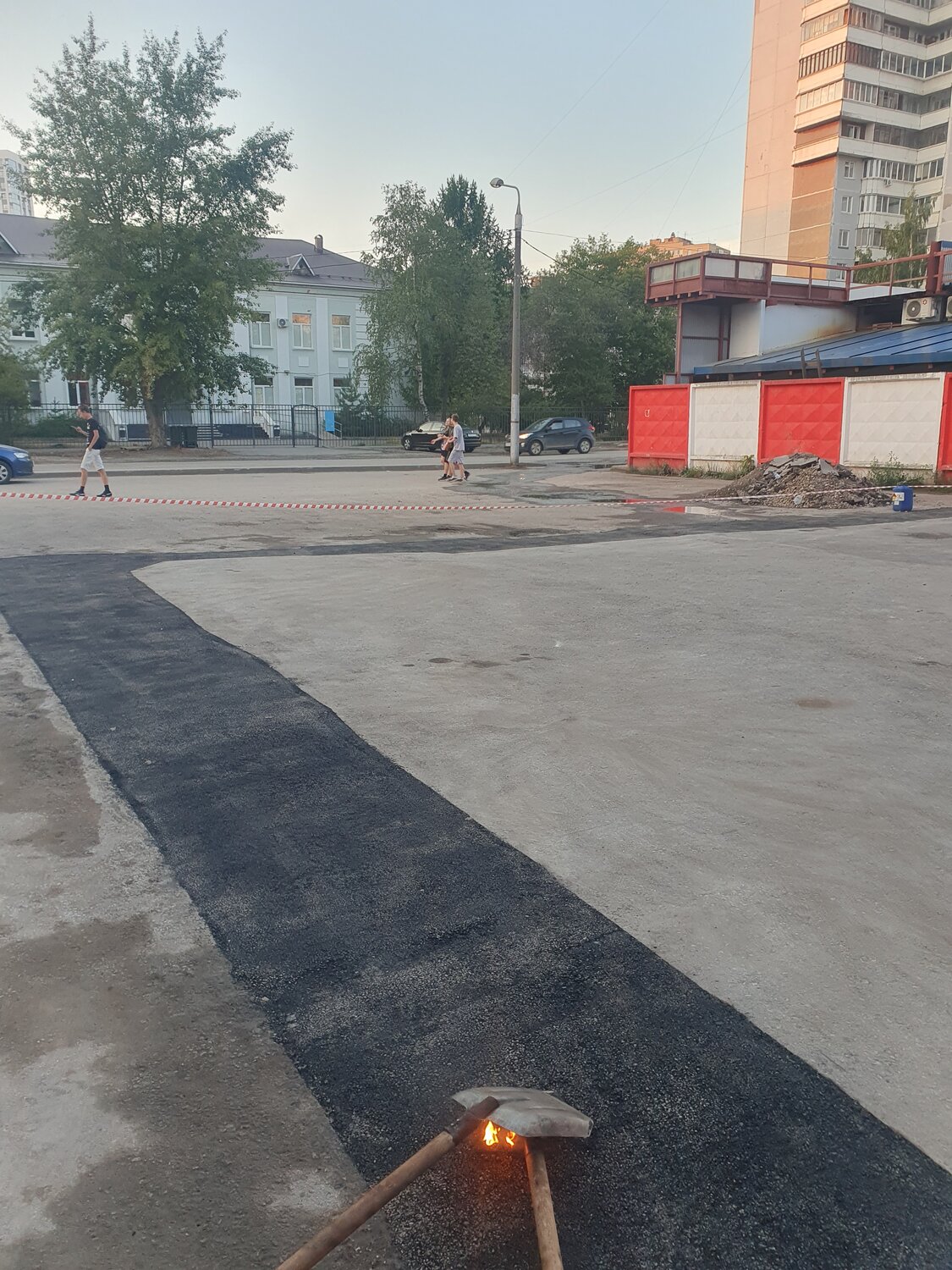 асфальт площадь, асфальт, новый асфальт, укладка асфальта, холодный асфальт