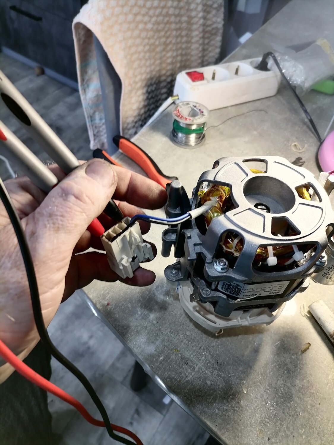 диодный мост генератор 2112 кзатэ, дистанционное кольцо генератора ваз 2110, электродвигатель для стиральной машины ардо, генератор иж на ява 634, двигатель стиральной машины