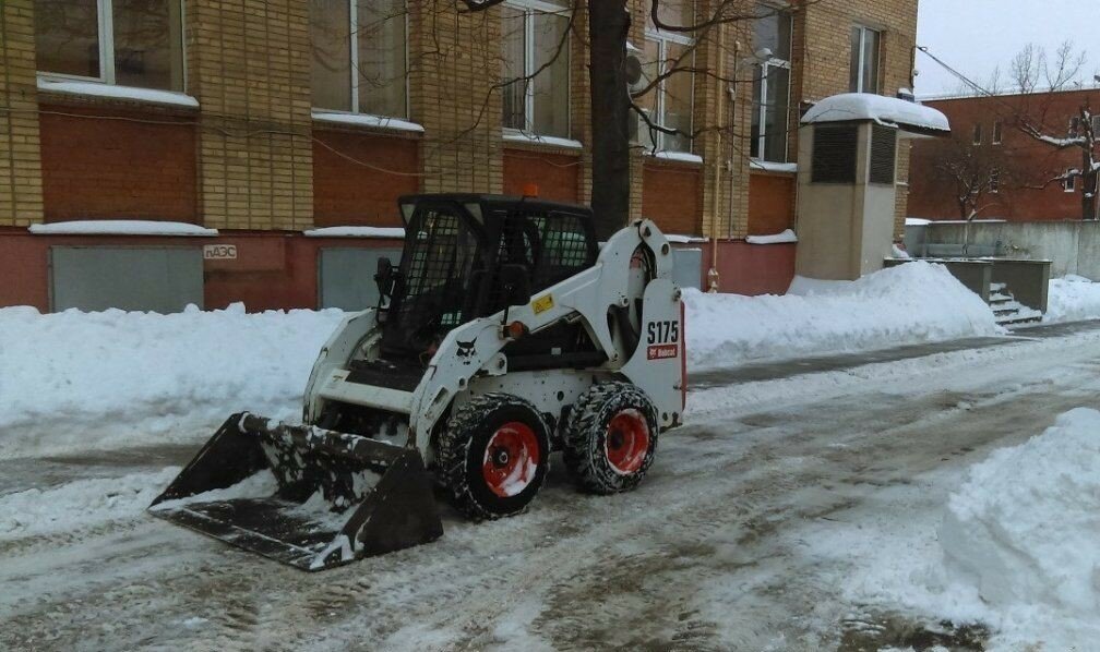 мини погрузчик bobcat, мини погрузчик бобкэт s175 уборка снега, мини погрузчик бобкэт, погрузчик bobcat s 530, погрузчик bobcat s530 для уборки снега
