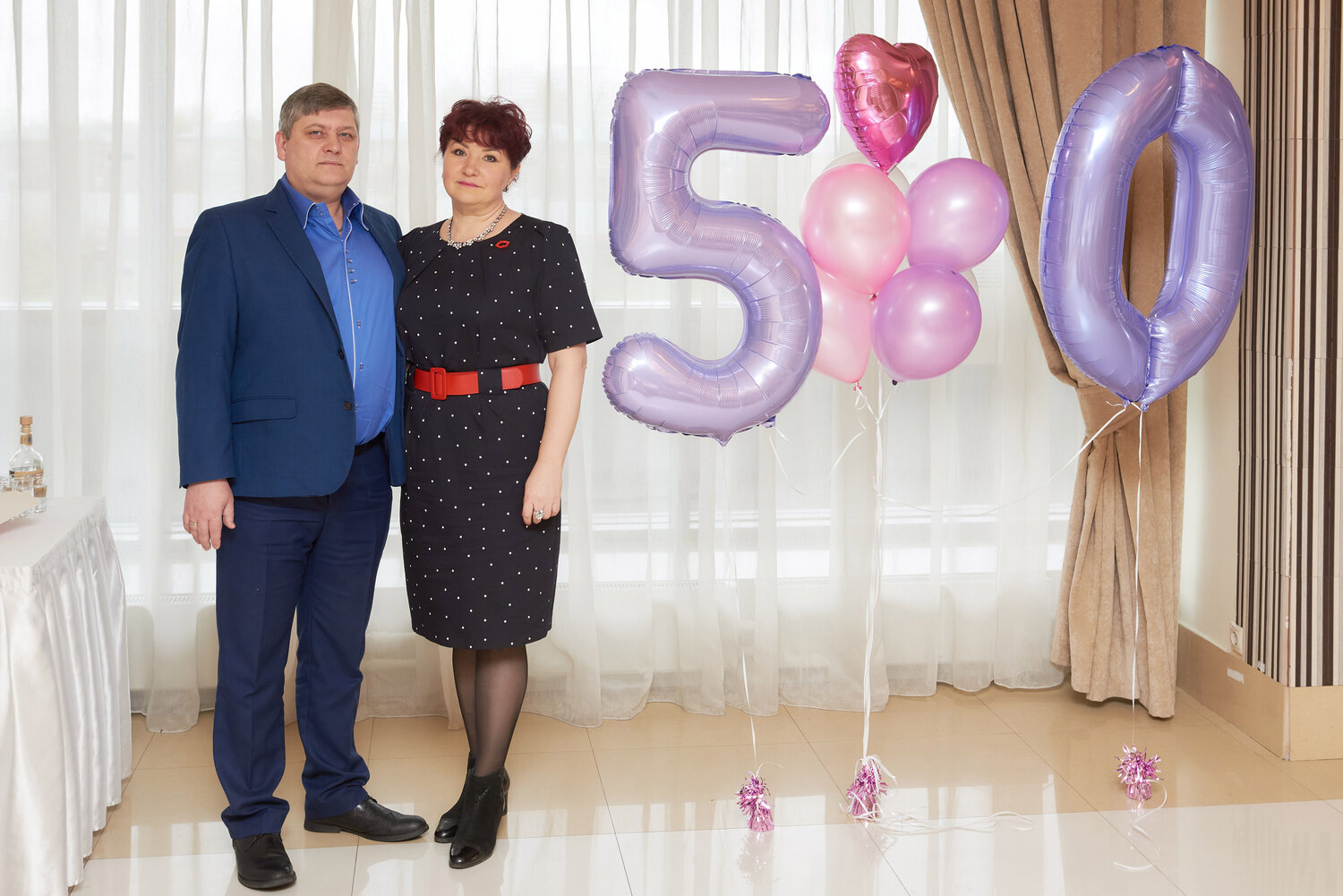 человек, фотозоны красноярск, украшение шарами на день рождения мужчине 50 лет, вита морозова муром, семейный