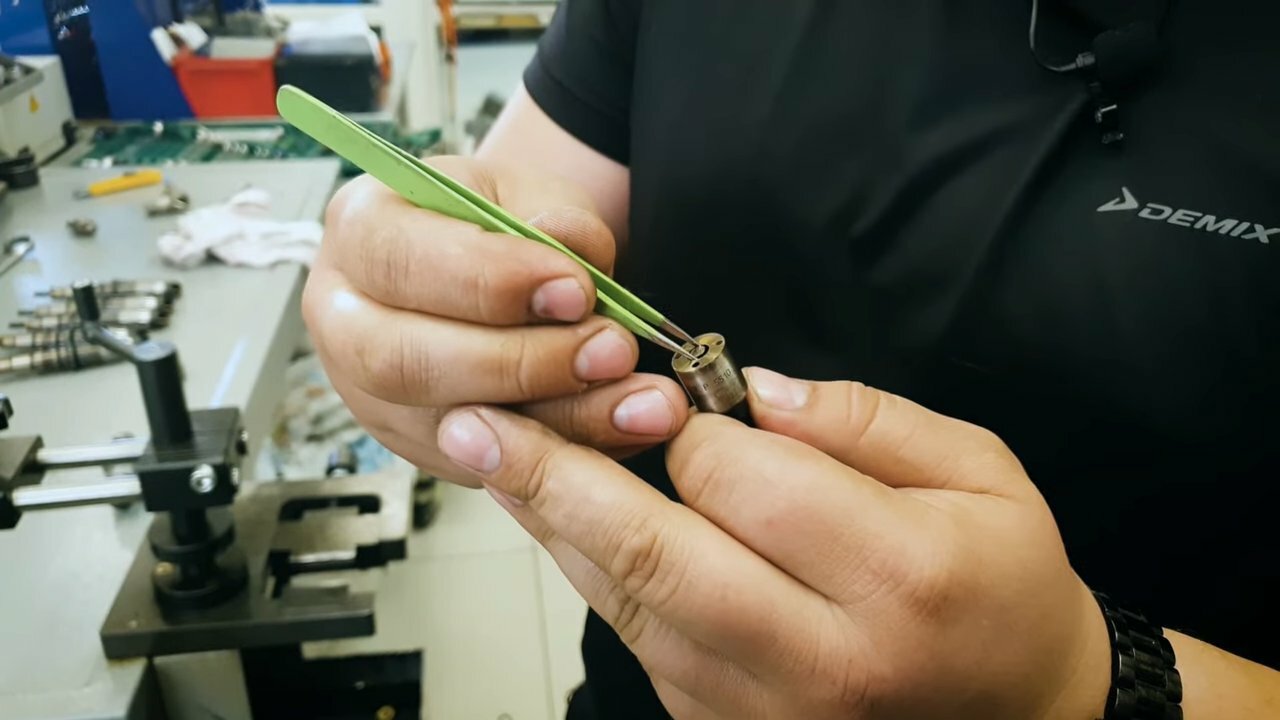 паять паяльником, припой для пайки, repair, ремонт, mobile repair