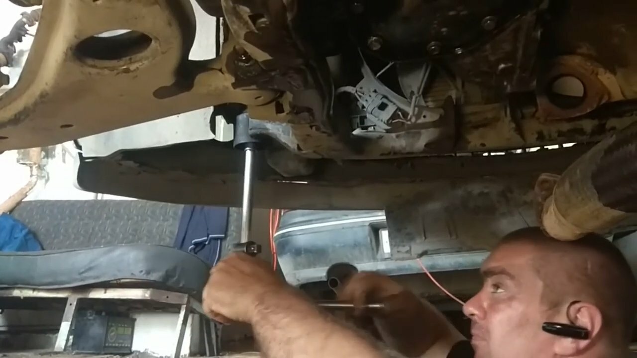 тойота венза 3.5 замена масла, замена масла suzuki sx4, тойота камри 2011г v40 2.4 sm фильтр масляный, замена масла сузуки сх4, замена масла