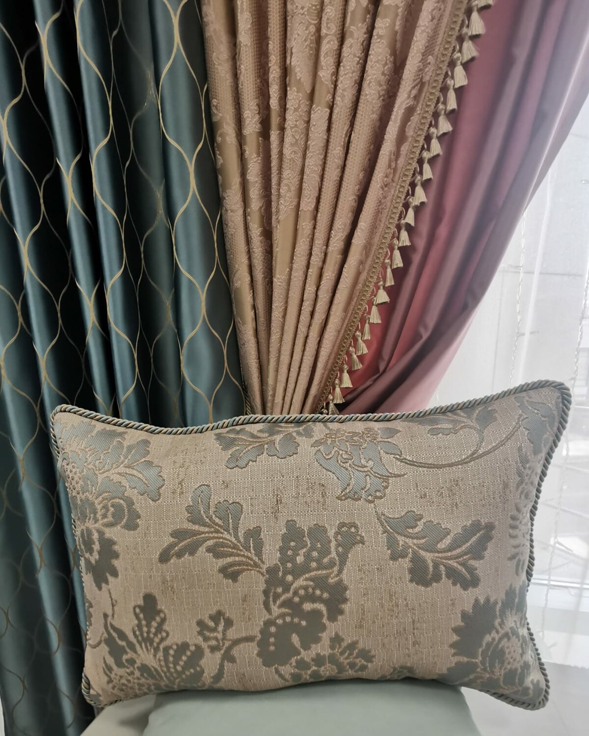 Индивидуальный пошив штор в салоне «Шторное удовольствие»: создание уюта и стиля