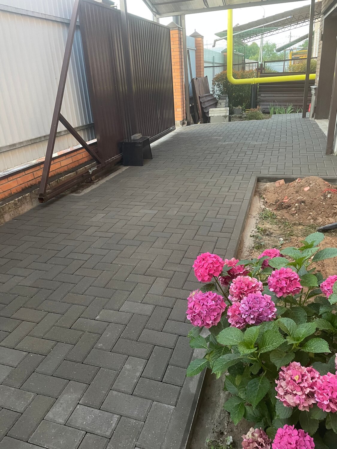 брусчатка для дорожек, брусчатка клинкерная, тротуарная плитка брусчатка, брусчатка, укладка брусчатки