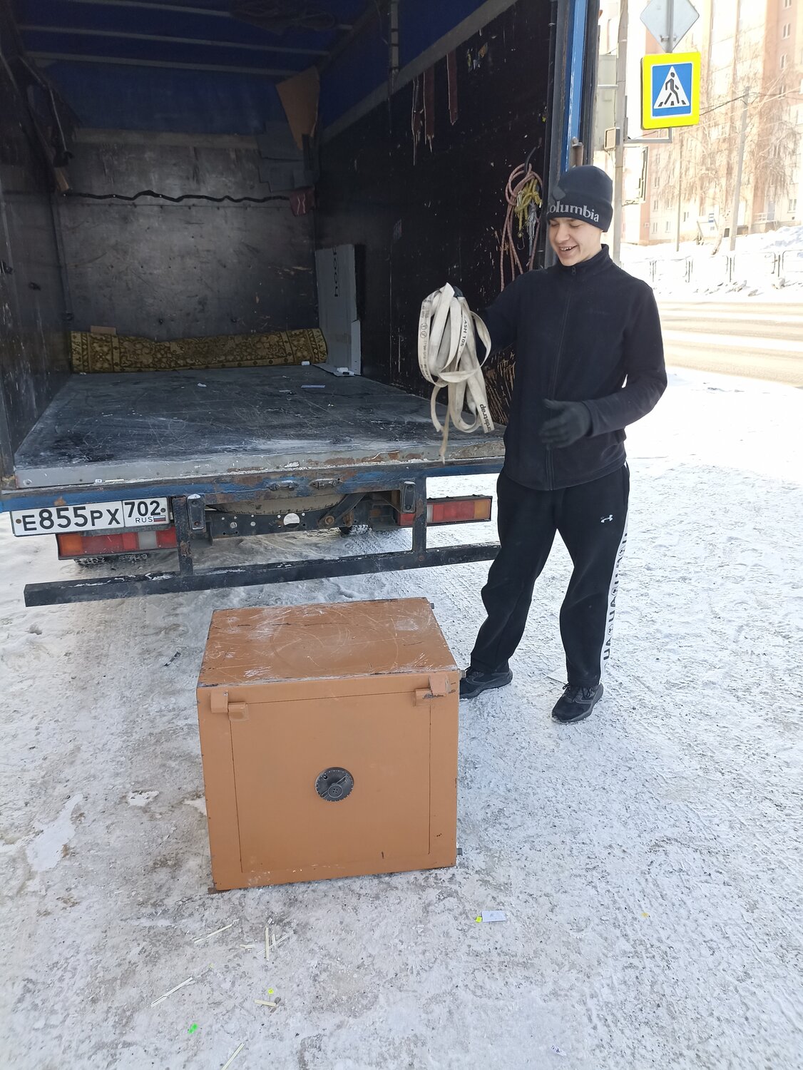 грузчики, переезды грузчики, погрузка, грузчики фура, погрузка фуры