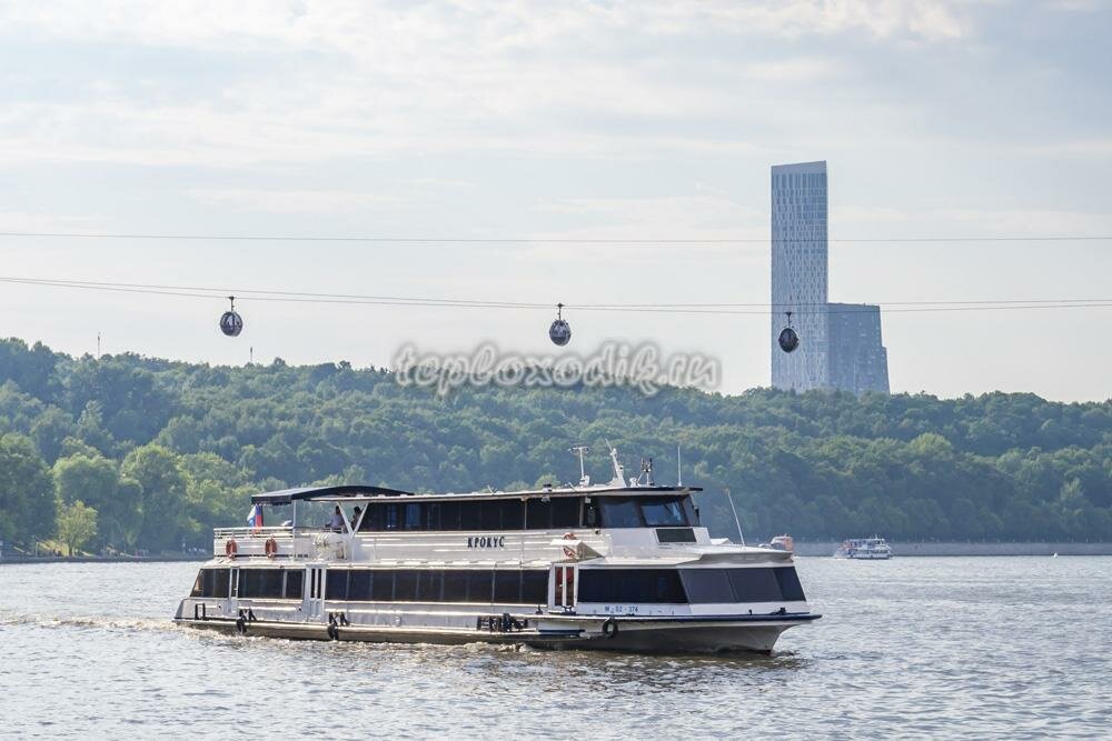теплоход по москве реке, теплоход удача м65, теплоход ривер палас, теплоход рэдиссон, теплоход светоч москва