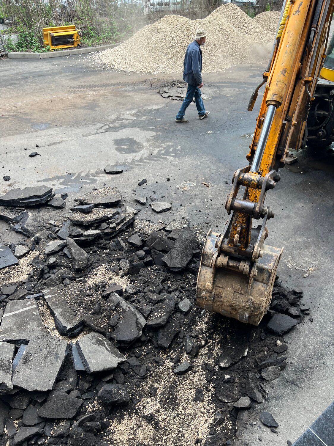 асфальт, старый асфальт, asphalt, асфальтовое покрытие, новый асфальт водоканал