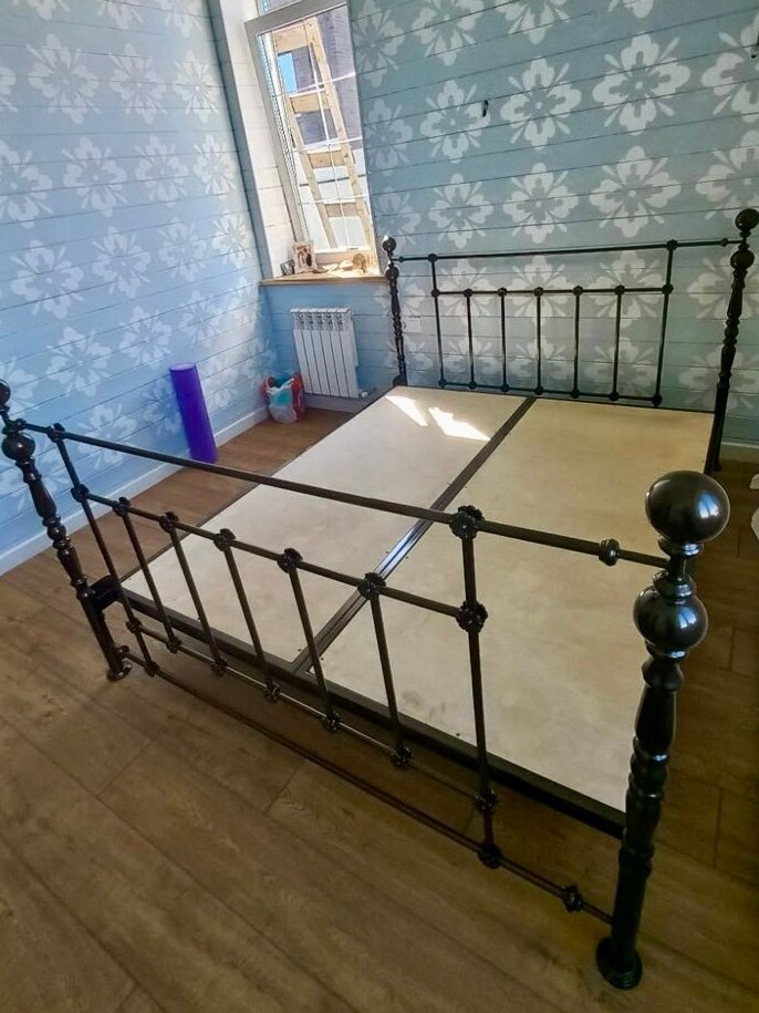 металлическая кровать, кровать из металла, старая металлическая кровать, железные кровати, старая железная кровать
