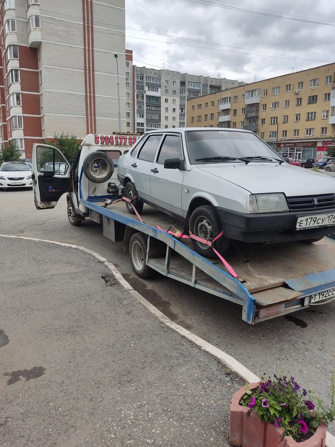 ваз 21099, lada 2109, ваз эвакуатор, кузов ваз 21099, 2109 лада