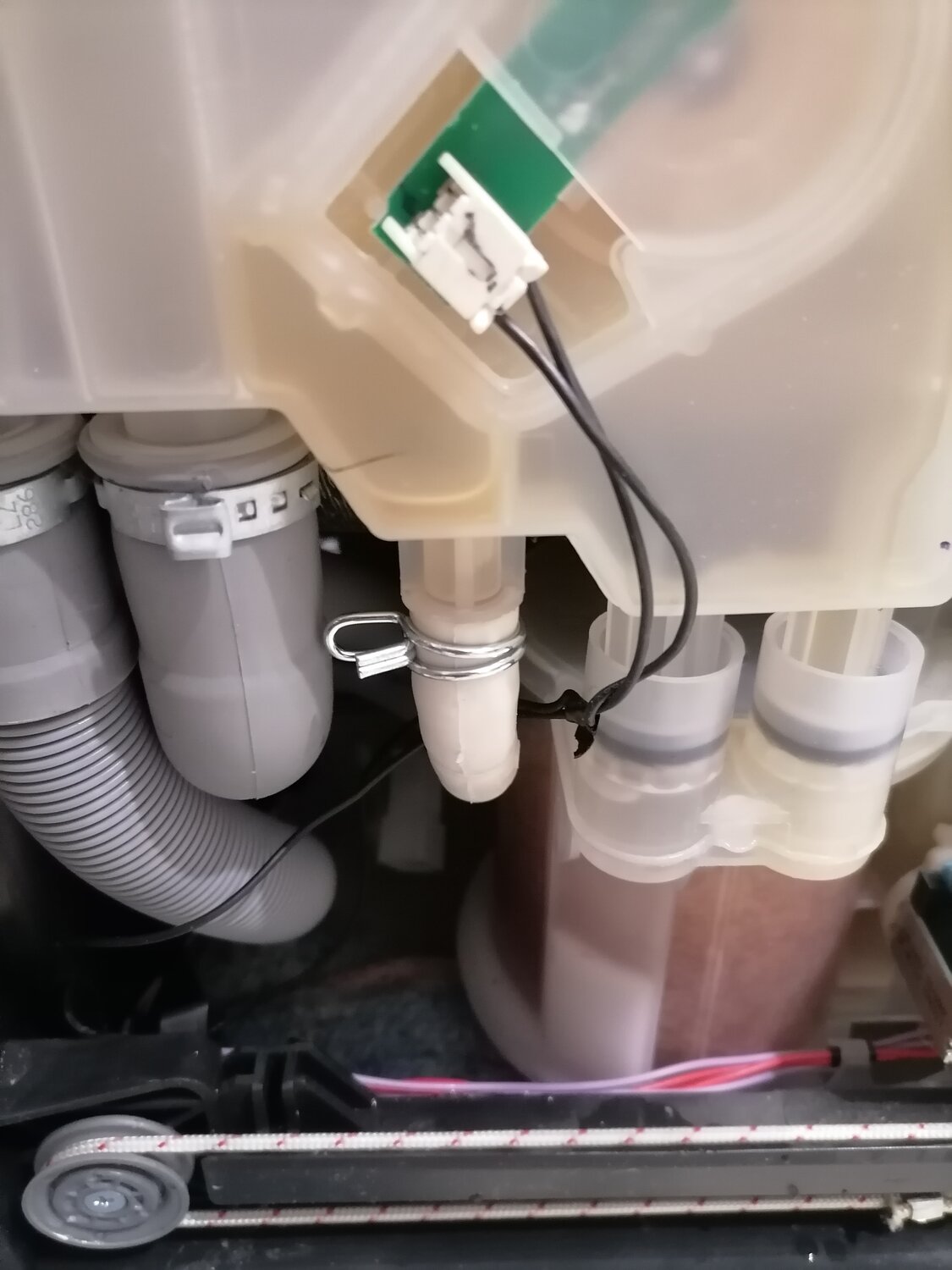 прессостат пмм бош, теплообменник для посудомойки бош, посудомоечная машина bosch, посудомойка, слив посудомоечной машины