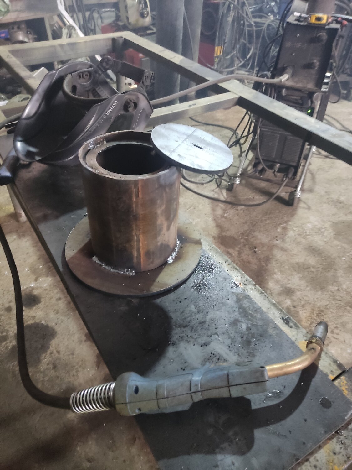 печь на отработанном масле, самодельная печь, печь на отработке, печь-буржуйка длительного горения из трубы 530, печка на отработке