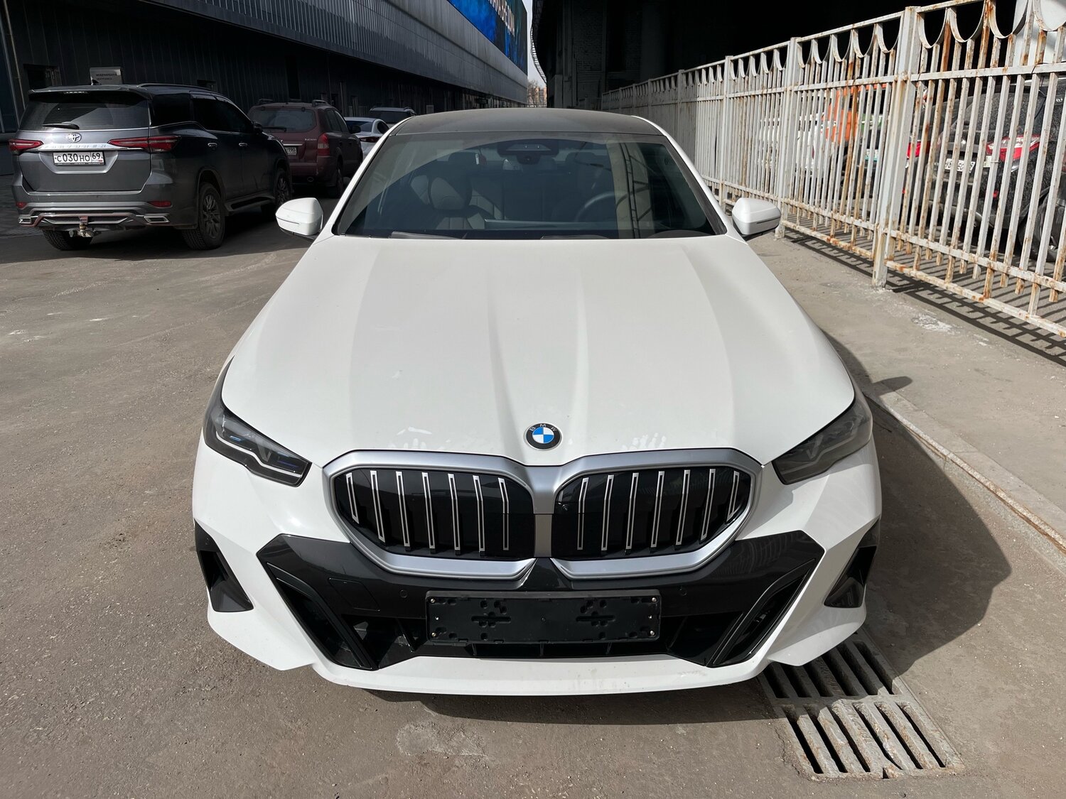 новая bmw 5, бмв 5 серия 2023, bmw 2 серии gran coupe, новая бмв 5 серии, бмв 5 серии g 30