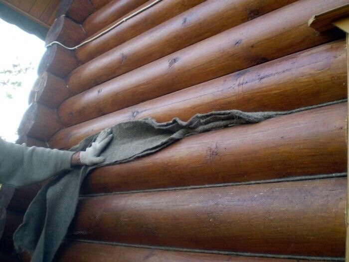 конопатка сруба джутовым канатом, конопатка сруба, пакля для конопатки сруба, конопатка сруба льноватином, конопатка дома