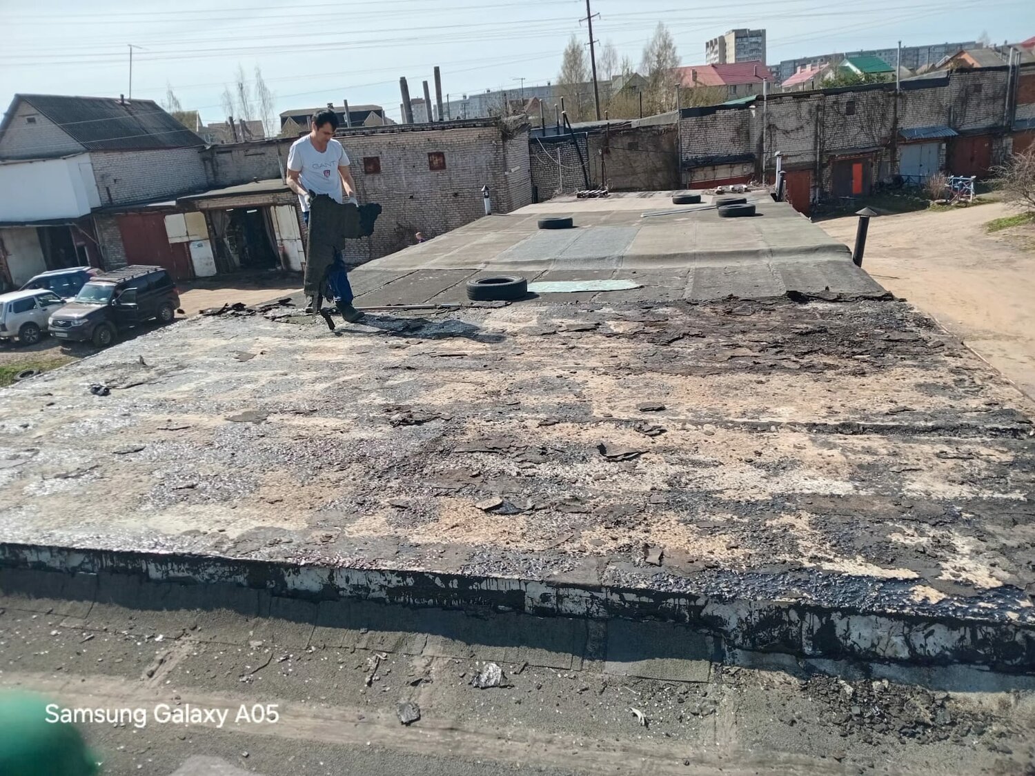 гидроизоляция крыши гаража, кровля гаража, ремонт крыши гаража, чем покрыть крышу гаража, ремонт кровли