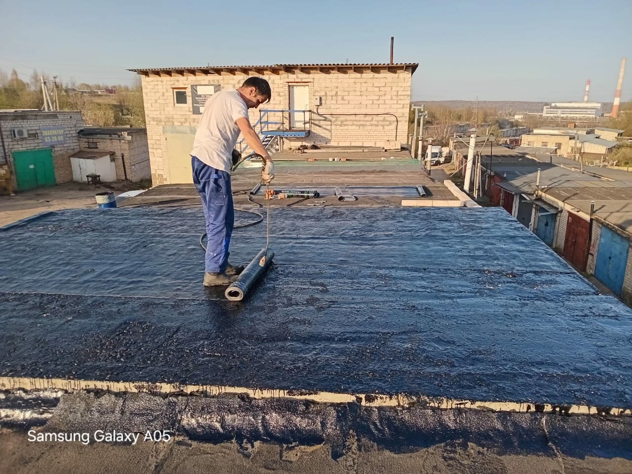 гидроизоляция крыши гаража, наплавляемая кровля бикрост, гидроизоляция кровли, кровля гаража, крыша покрытая рубероидом