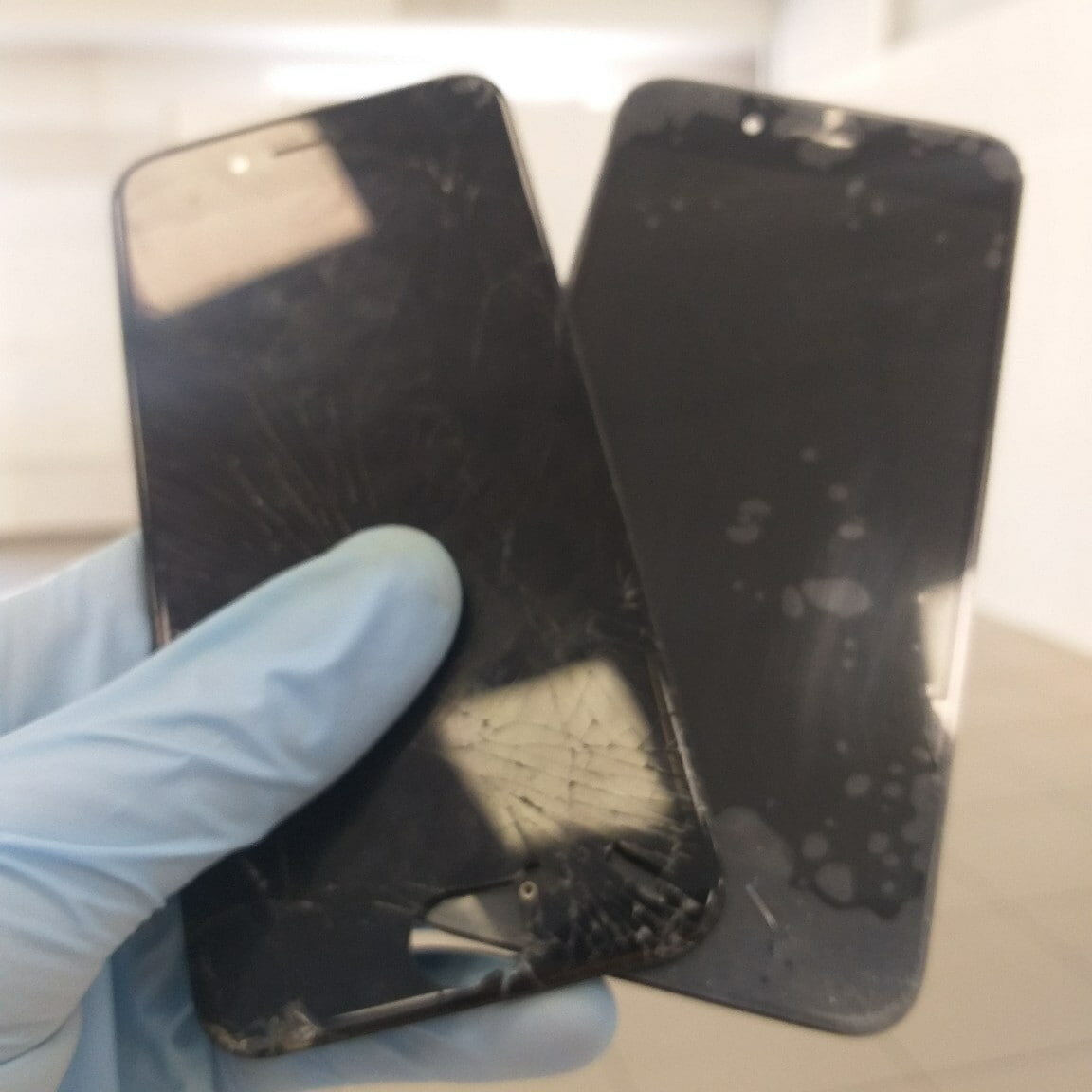 разбитый iphone 8 plus черный, мобильный телефон, сотовый телефон, смартфон, разбитый iphone 10