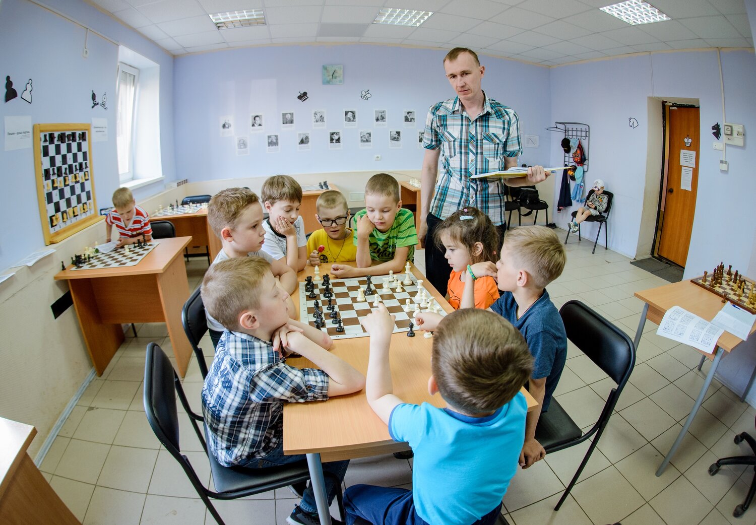 шахматная школа, игра в шахматы, шахматы самая умная игра в мире, шахматная игра, шахмат
