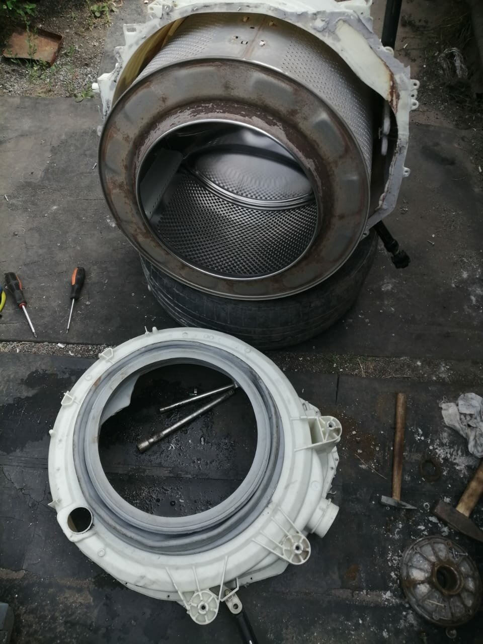 бак стиральной машины indesit wisn 101 б/у, бош макс 5 бак, бак для стиральной машины аристон хотпоинт aq70f 05, неразборный бак стиральной bosch, бак для стиральной машины бош