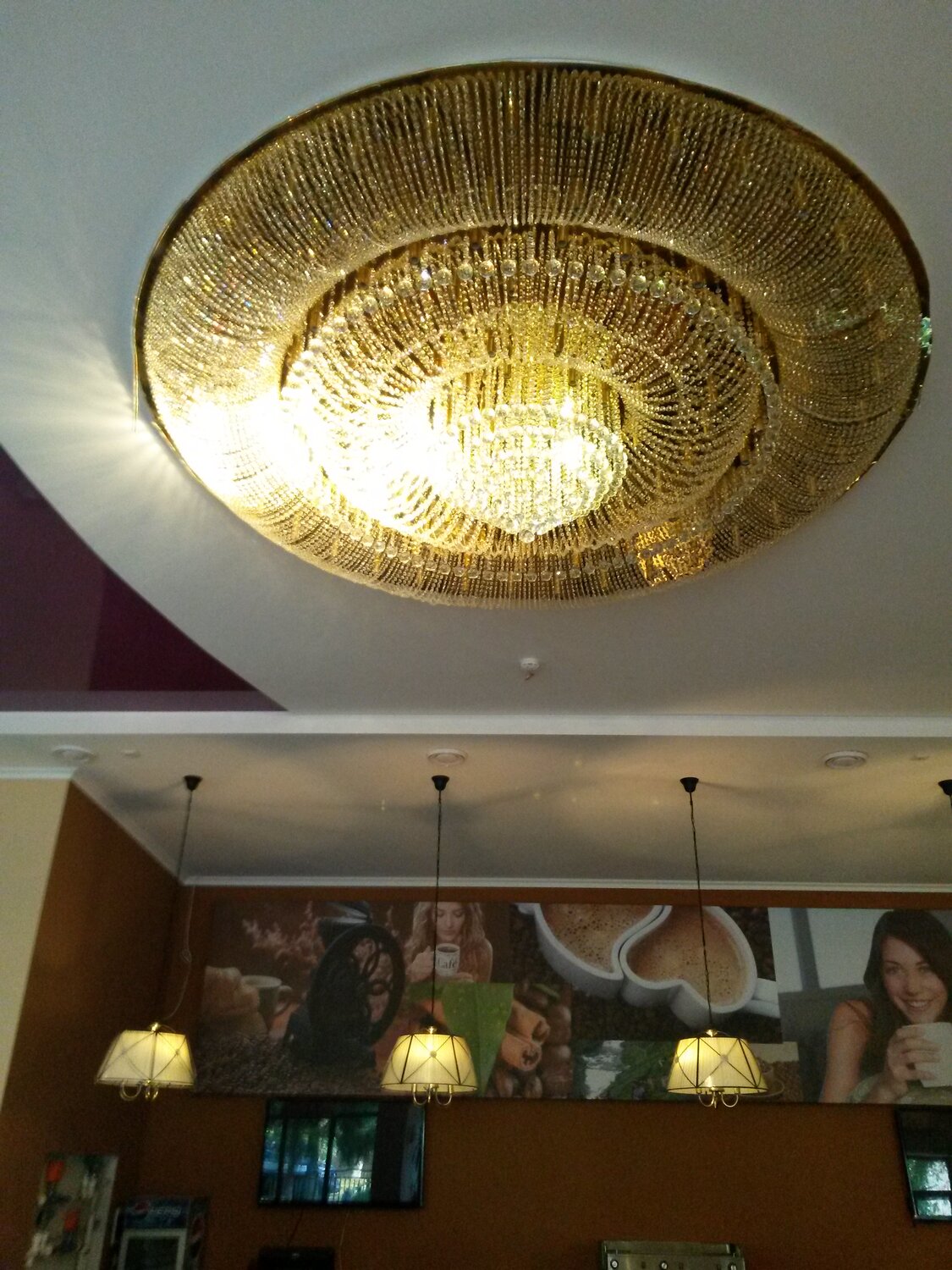 потолочный светильник, люстра потолочная золотая современная, люстра, люстра люстры, потолочная люстра