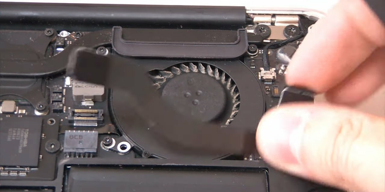 macbook air a1466 разборка, macbook a1370 disassembly, микрофон на макбук аир 2017, macbook pro retina 15 микрофон, шлейф клавиатуры макбук про