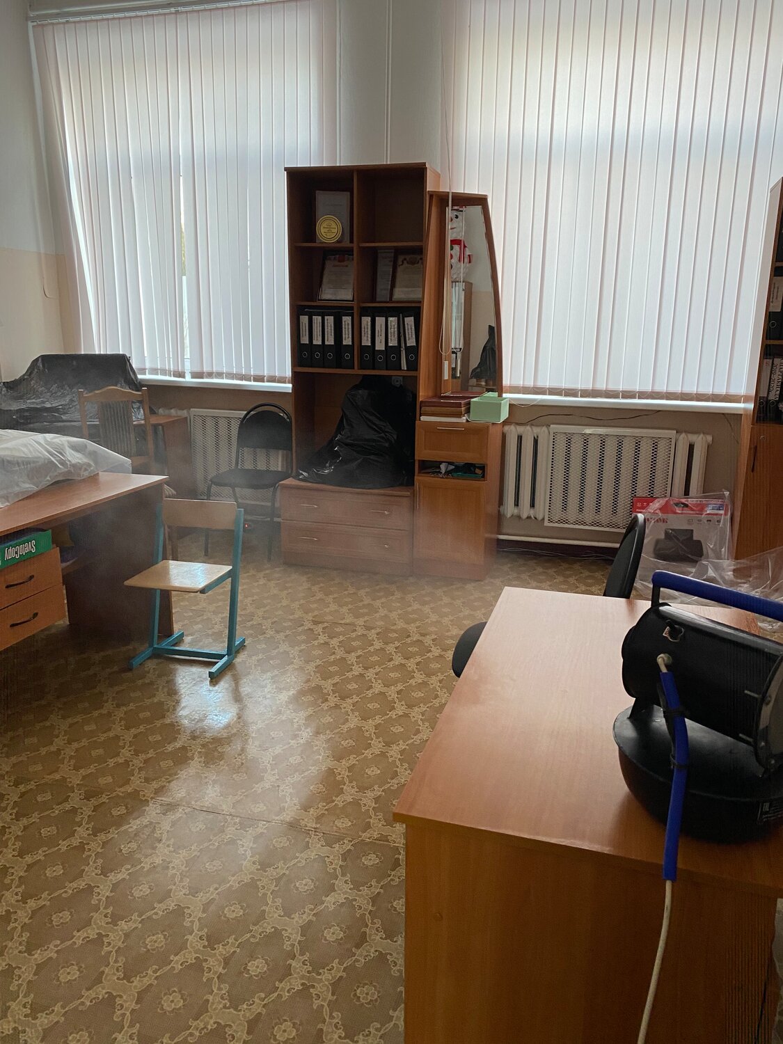 кабинет, в школе, кабинет в доме культуры, помещение, комната
