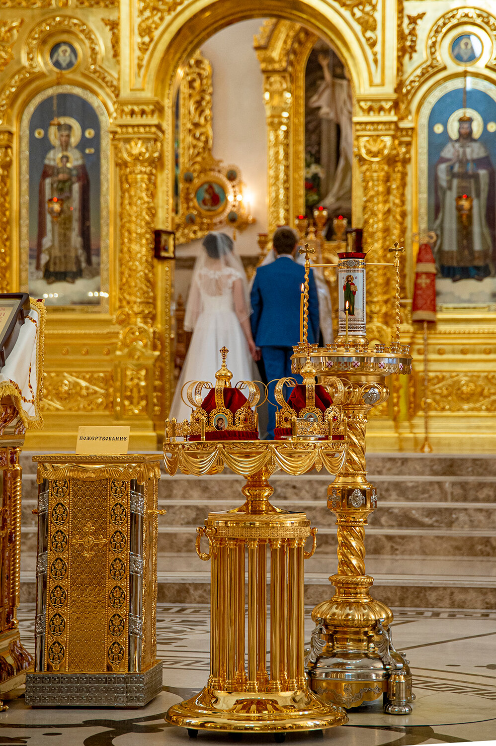 петропавловский собор санкт-петербург алтарь, пилястры петропавловского собора санкт-петербурга, петропавловский собор, кафедральный собор, собор в санкт петербурге